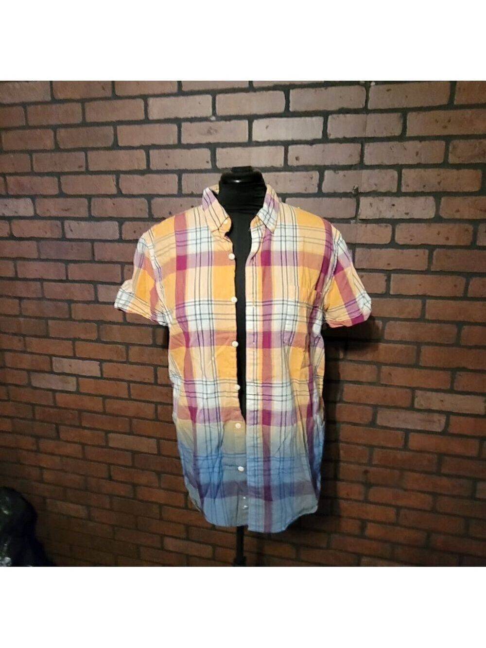 Arizona men's ombre dyed button front short sleeve shirt - size large